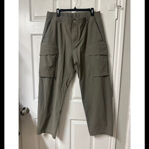 lululemon athletica Men's Olive Green Cargo Pants